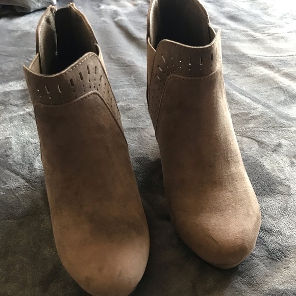 Wedge booties - Picture 3 of 4